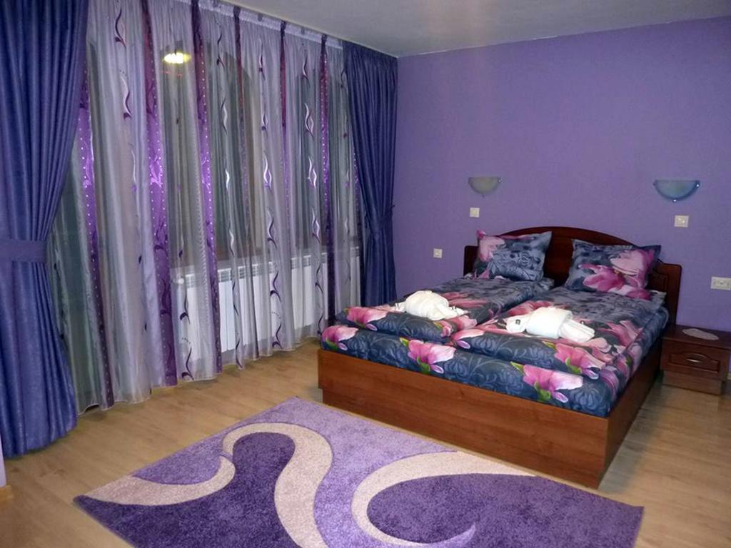 Guest House H Dzhogolanov Koprivshtitsa Ruang foto