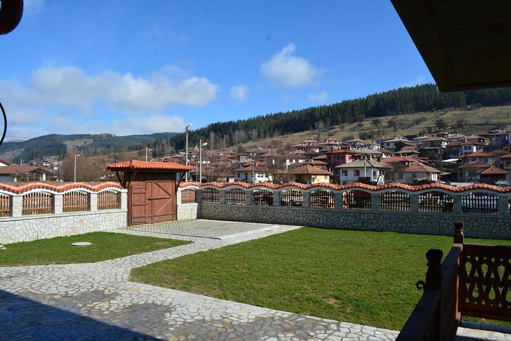 Guest House H Dzhogolanov Koprivshtitsa Bagian luar foto