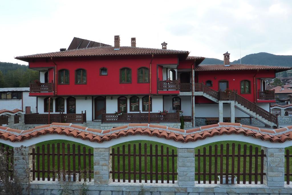 Guest House H Dzhogolanov Koprivshtitsa Bagian luar foto