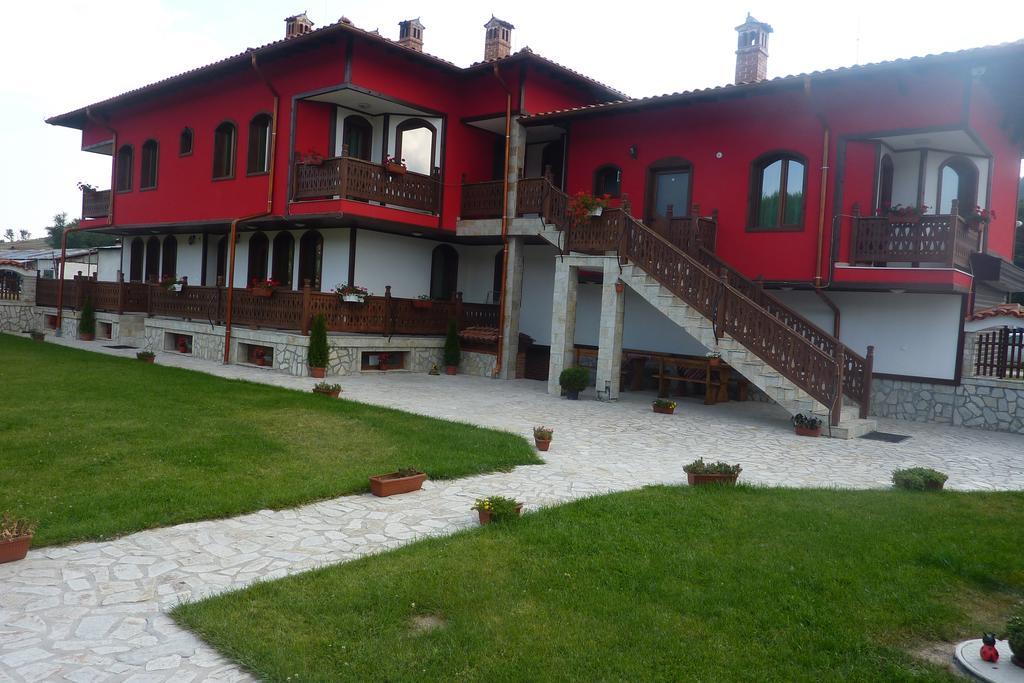 Guest House H Dzhogolanov Koprivshtitsa Bagian luar foto
