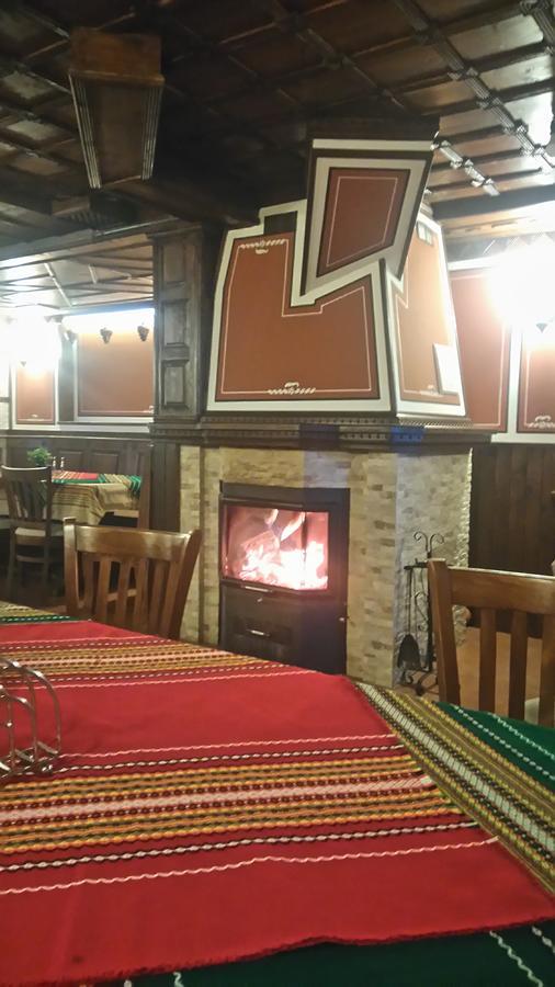 Guest House H Dzhogolanov Koprivshtitsa Bagian luar foto